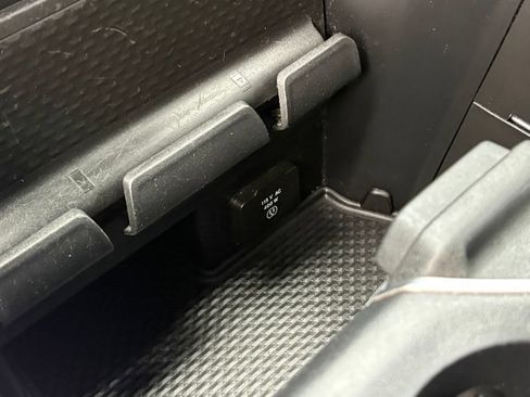 Used 2022 RAM 1500 Big Horn RWD image 45
