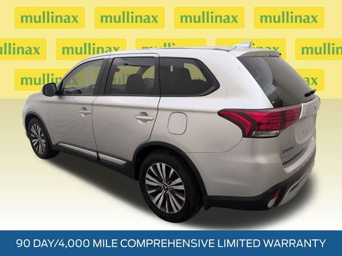 Used 2019 Mitsubishi Outlander SE FWD image 8