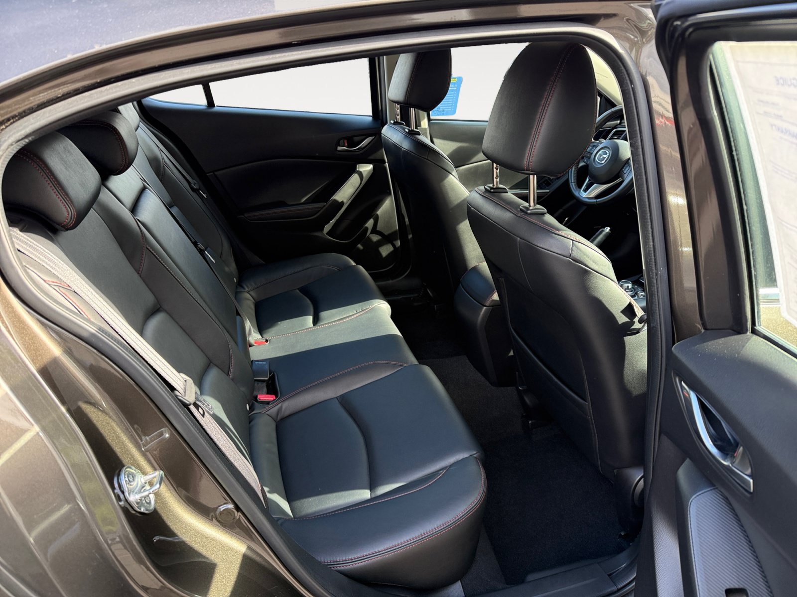 Used 2015 MAZDA MAZDA3 s Touring FWD image 18