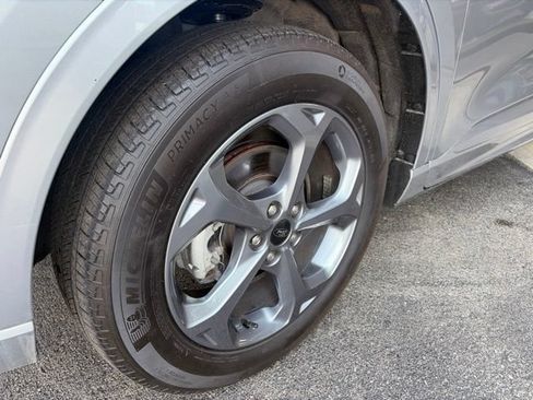 Used 2024 Ford Escape ST-Line AWD/4WD image 6