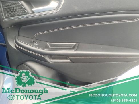 Used 2023 Ford Edge Titanium image 28