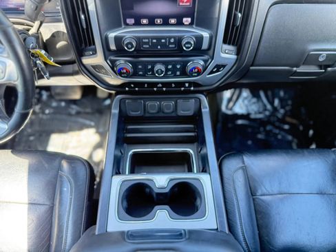 Used 2015 GMC Sierra 2500 SLT w/ Suspension Package, Off-Road AWD/4WD image 20
