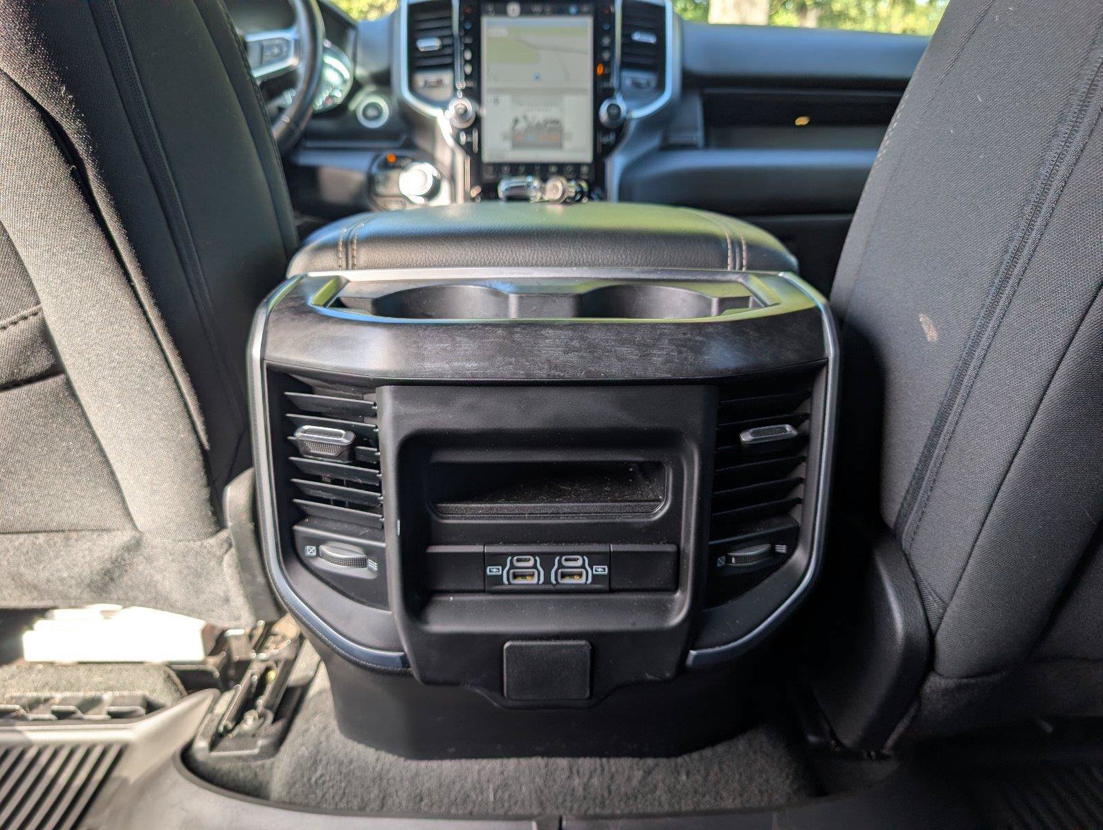 Used 2024 RAM 1500 Big Horn AWD/4WD image 32