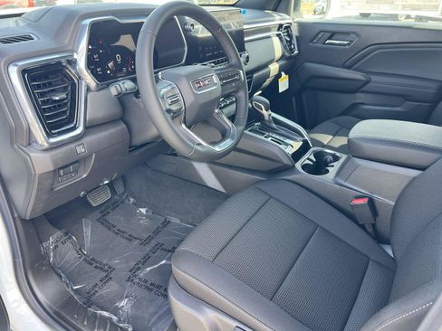New 2026 GMC Canyon Elevation RWD image 9