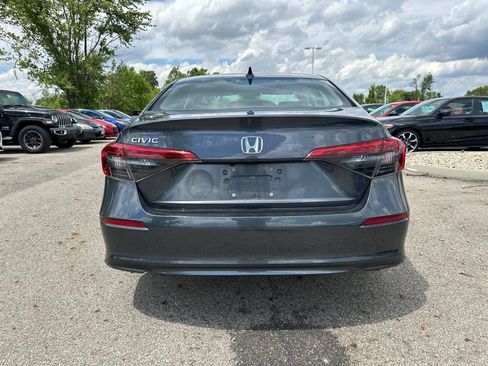 Used 2024 Honda Civic EX image 10