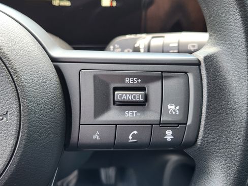 Used 2026 Nissan Kicks SV w/ Cold Weather Package AWD/4WD image 35