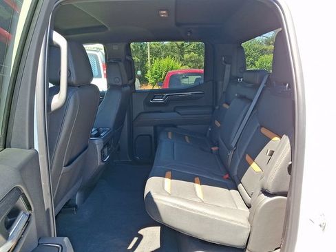 Used 2025 GMC Sierra 1500 AT4 AWD/4WD image 8