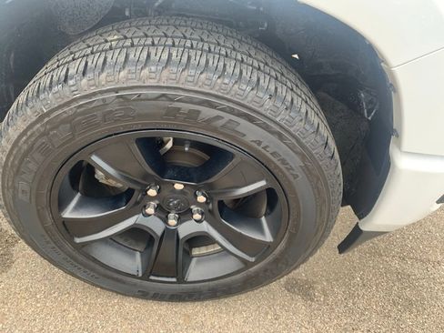 Used 2022 RAM 1500 Big Horn AWD/4WD image 33
