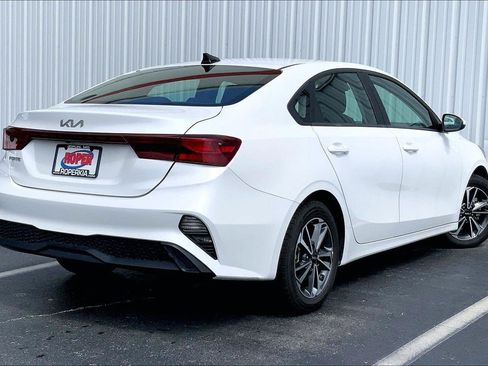 Used 2024 Kia Forte LXS FWD image 10