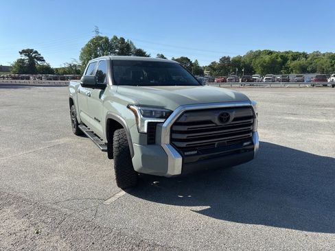 Used 2024 Toyota Tundra Limited image 2