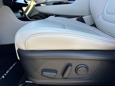 New 2026 Hyundai Tucson Limited AWD/4WD image 12