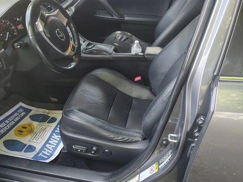 Used 2012 Lexus CT 200h Premium w/ Leather Pkg FWD image 5