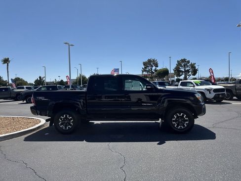 Used 2012 Toyota Tacoma PreRunner w/ TRD Sport Pkg RWD image 5