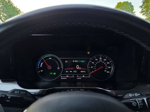 Certified 2023 Kia Sorento EX AWD/4WD image 30