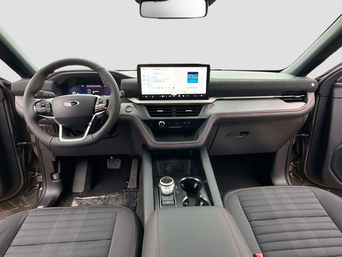 New 2026 Ford Explorer ST-Line image 3