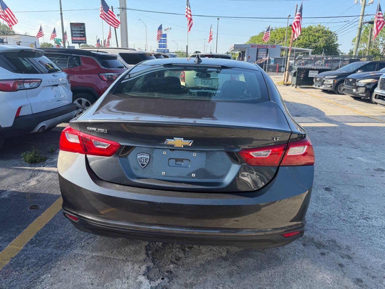 Used 2018 Chevrolet Malibu LT FWD image 5