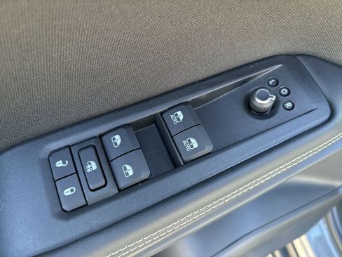 New 2026 Jeep Cherokee Laredo image 10