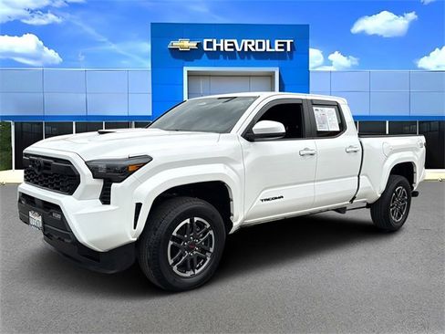 Used 2025 Toyota Tacoma TRD Sport image 7
