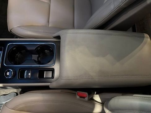 Certified 2023 Lincoln Corsair AWD image 29