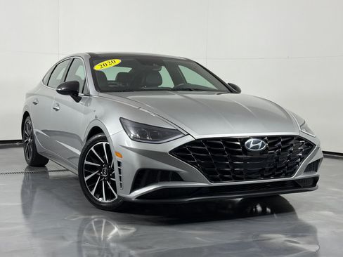 Used 2020 Hyundai Sonata SEL Plus w/ Tech Package FWD image 2