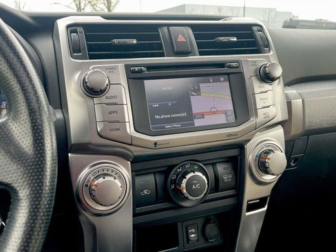 Used 2015 Toyota 4Runner SR5 Premium AWD/4WD image 44