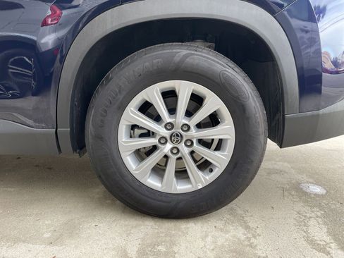 Used 2025 Toyota Grand Highlander XLE image 31