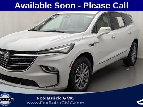 Used 2024 Buick Enclave Essence w/ Sound and Sites Package AWD/4WD image 1
