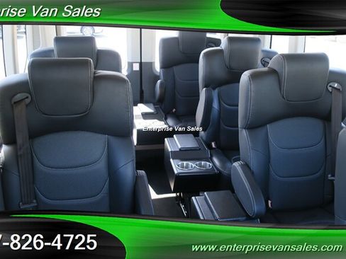 Used 2023 Ford Transit 350 XLT RWD image 15