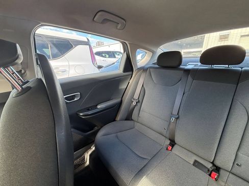 Used 2025 Kia K4 FWD image 38