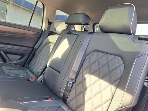 New 2026 Volkswagen Atlas SEL Premium R-Line image 24