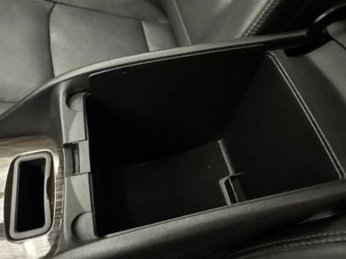 Used 2022 Chevrolet Malibu Premier FWD image 35