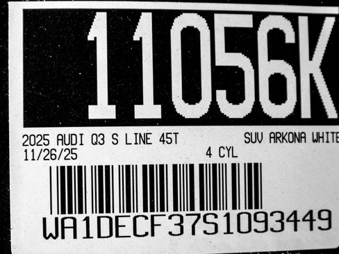 New 2025 Audi Q3 2.0T Premium image 30