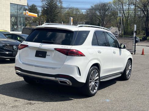 Used 2022 Mercedes-Benz GLE 350 4MATIC w/ AMG Line Exterior image 7