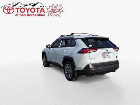 Certified 2023 Toyota RAV4 XLE Premium AWD/4WD image 37