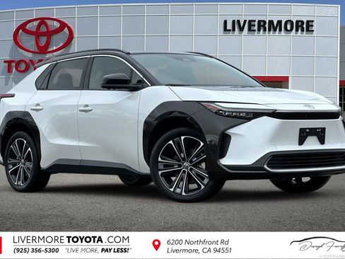 Certified 2023 Toyota bZ4X Limited image 1