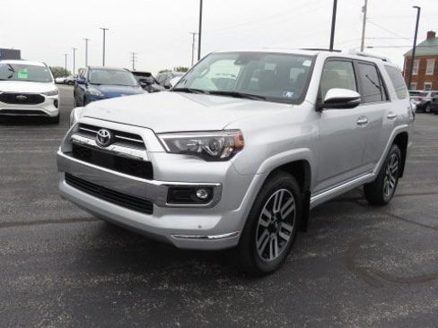Used 2023 Toyota 4Runner Limited image 3