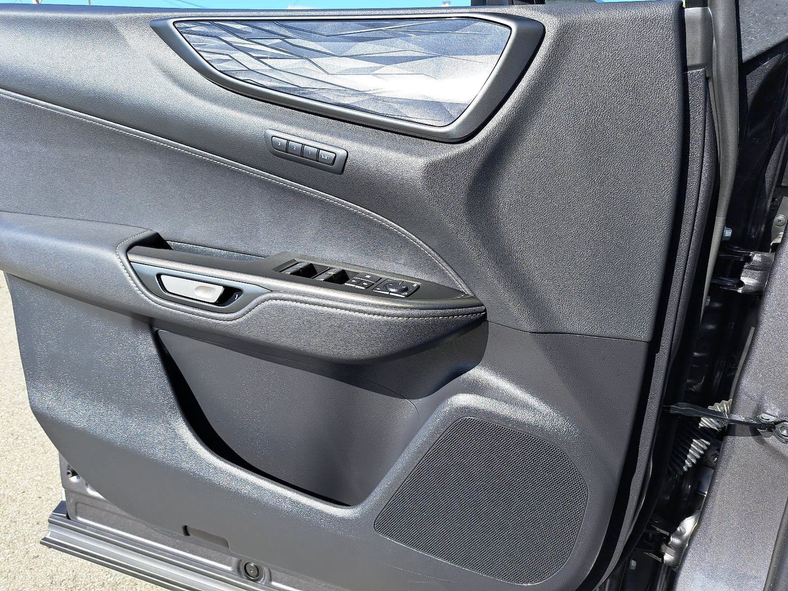 Used 2026 Lexus NX 350h AWD w/ Premium Package image 30