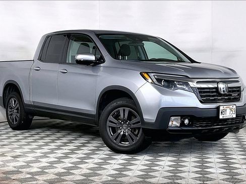 Used 2020 Honda Ridgeline Sport image 12