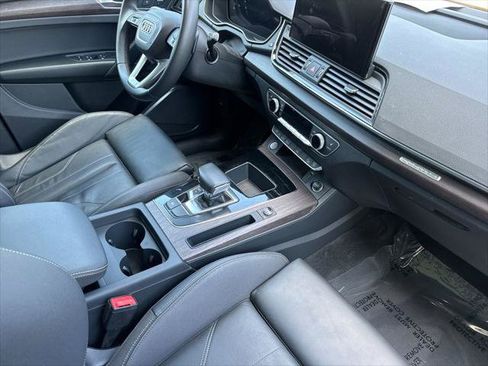 Certified 2023 Audi Q5 e Premium w/ Convenience Package AWD/4WD image 40