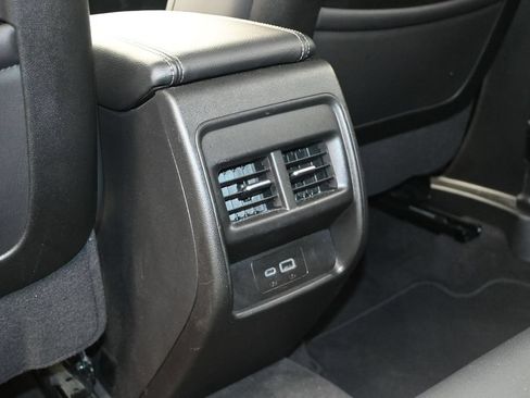 Used 2025 Cadillac XT4 Premium Luxury FWD image 13