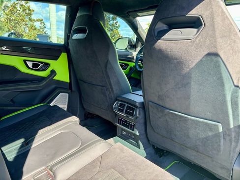 Used 2024 Lamborghini Urus S image 28