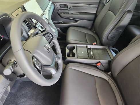 New 2026 Honda Odyssey EX-L image 10