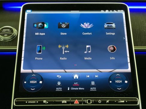 Used 2022 Mercedes-Benz S 500 AMG Sport Pkg w/ AMG Line Package image 31