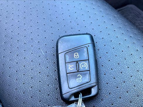 Used 2019 Volkswagen Atlas SEL image 14