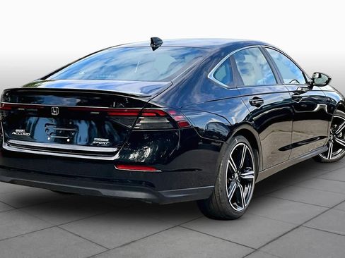 Used 2023 Honda Accord Sport image 13