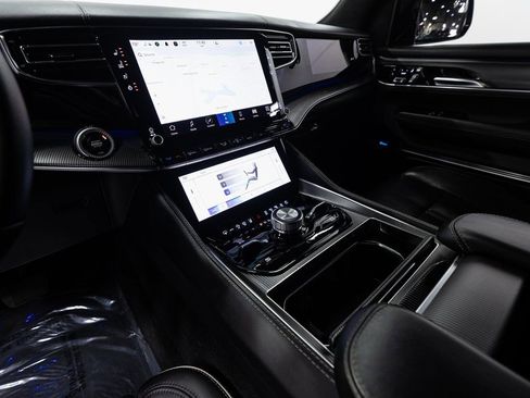 Used 2023 Jeep Grand Wagoneer Series II w/ Quick Order Packagew 28T image 14