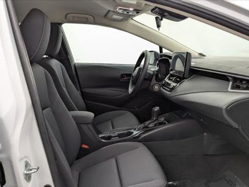 Used 2024 Toyota Corolla LE FWD image 21
