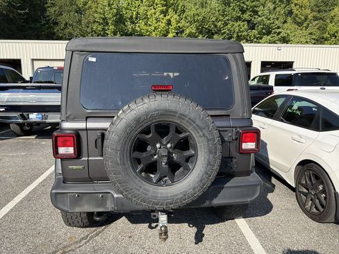 Used 2022 Jeep Wrangler Unlimited Sport AWD/4WD image 20