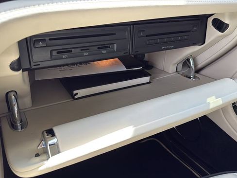 Used 2013 Bentley Mulsanne RWD image 52