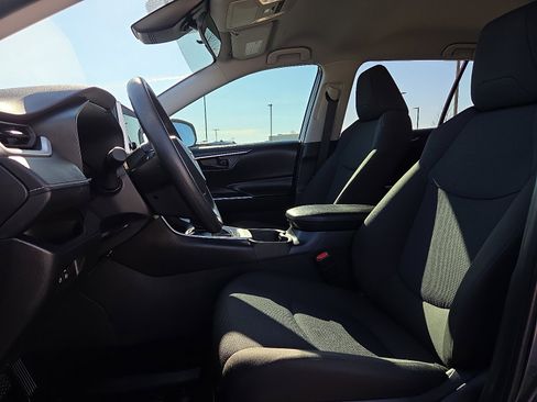 Used 2025 Toyota RAV4 LE image 15